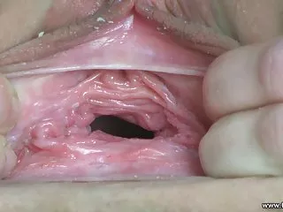 金鸡之间的肛门刺激