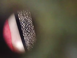 美丽的黑妞爱摆姿势和自慰