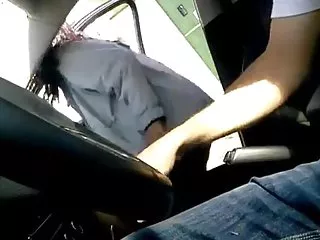 角质金发女郎被钉牢并填满
